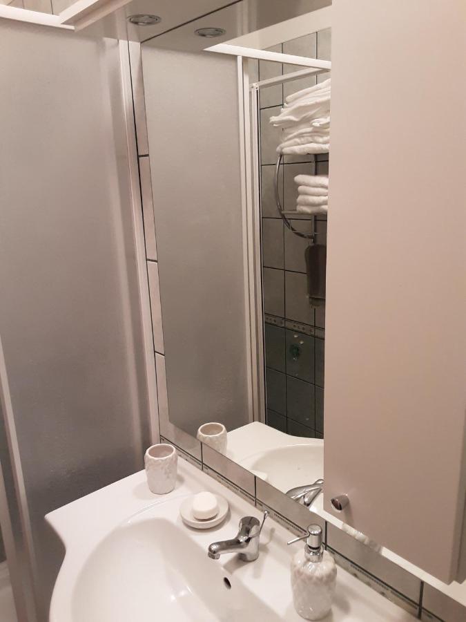 Jozefin Apartman Heviz Ngoại thất bức ảnh