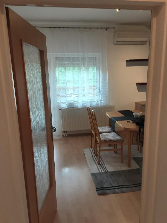 Jozefin Apartman Heviz Ngoại thất bức ảnh